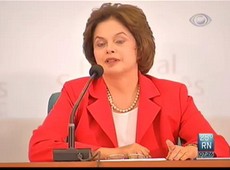 Dilma Rousseff volta ao trabalho