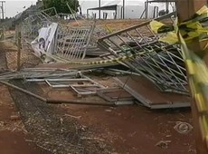 Arquibancada que caiu no PR tinha peças enferrujadas, diz pe