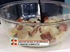 Daniel Bork ensina a preparar Salada de Cebola Assada