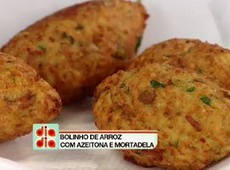 Aprenda a preparar Bolinho de Arroz com Azeitona e Mortadela