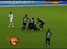 Vasco vira para cima do Flu e vai à final da Taça Guanabara