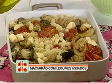 Daniel Bork prepara um Macarrão com Legumes Assados