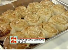 Aprenda a fazer uma Rosca de Coco com Doce de Leite
