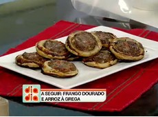 Esfiha Folhada de Carne