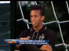 Jô enaltece técnico Cuca