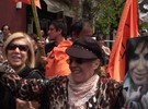 Argentinos aplaudem Cristina Kirchner na saída do hospital