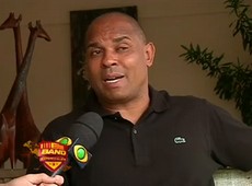 Donizete se divide entre Botafogo e Vasco