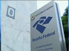 Polícia Federal prende onze pessoas