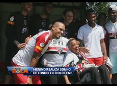 São Paulo realiza sonho de menino com paralisia cerebral