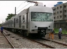 Pane nos trens do RJ termina em vandalismo