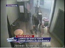 Ladrões de banco usam pano para cobrir câmeras