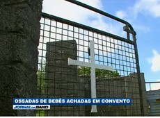 Irlanda: 796 esqueletos de bebês são achados