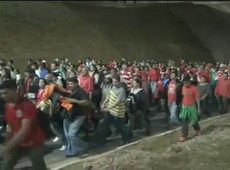 MST protesta em frente ao Itaquerão