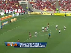Corinthians perde e reclama da arbitragem