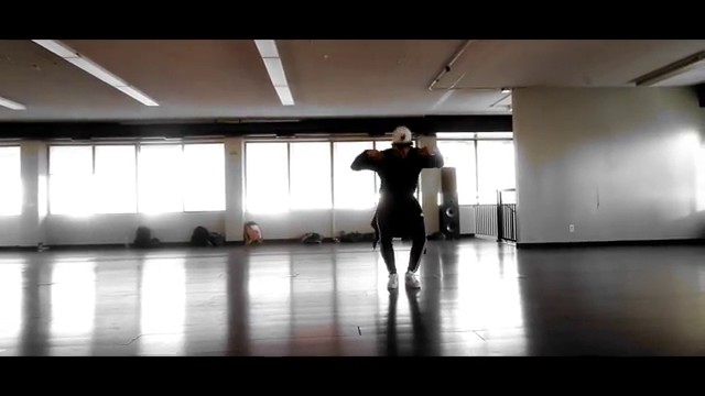 Uol Mais Menina De 11 Anos Arrasa Dançando Ao Som De Anaconda Da Nicki Minaj