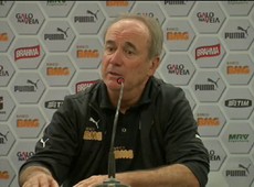 Com time misto, Galo vence o Palmeiras em SP