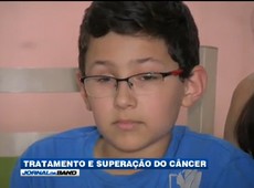 Hospital de Câncer de Barretos trata garoto com câncer no olho