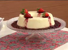 Manjar com Frutas Vermelhas