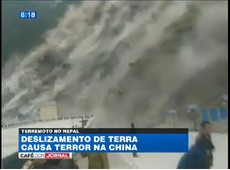 Deslizamento de terra causa terror na China