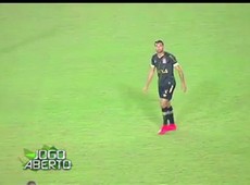 Vasco retorna à Série A com empate sem gols diante do Goiás