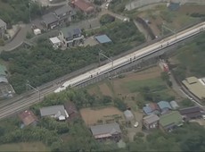Dois morrem aps homem atear fogo em si mesmo em trem-bala no Japo