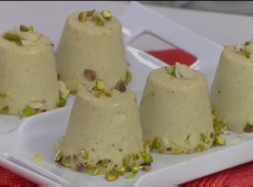 Manjar Branco com Amêndoas e Pistache