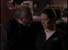 Sherazade recusa beijo de Engin