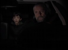 Kaan pede a Engin para não casar com Sherazade