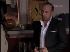 Sherazade e Onur discutem