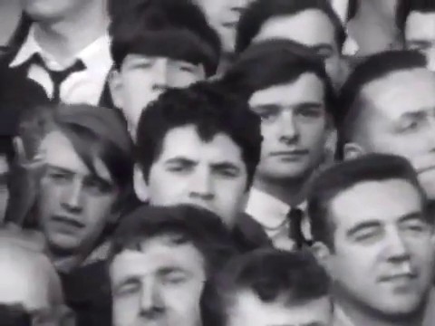 Qual música dos Beatles a torcida do Liverpool canta?