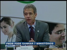 Dilma demite ministro da saúde por telefone e dá vaga ao PMDB