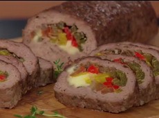 Bolo de carne com queijo coalho