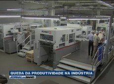 Cai produtividade na indústria