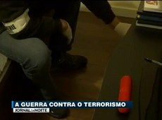 França volta a lançar ataques aéreos na Síria