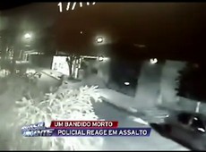 Criminoso é morto após tentar assaltar um policial