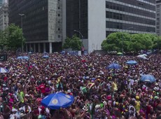 Cordo da Bola Preta arrasta um milho de folies no Rio