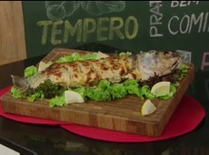 Tainha assada com recheio