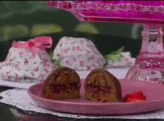 Faça e Venda: Pão de mel recheado com geleia morango