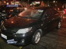 Casal é baleado em assalto e ladrões fogem sem levar nada
