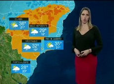 Durante o final de semana o mar volta a ficar calmo no sudeste do país
