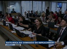 Após novas denúncias contra Dilma, comissão de impeachment tem bate-boca