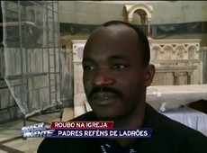 Ladrões roubam R$ 8 mil de igreja em SP