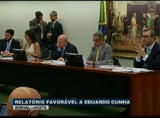CCJ aprova relatório favorável a Eduardo Cunha