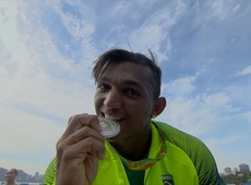 Isaquias Queiroz conquista 1 medalha do Brasil na canoagem