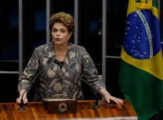 Multimdia une fotografias e udio do discurso de Dilma no Senado