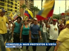 Oposição pressiona governo de Maduro para votação de referendo