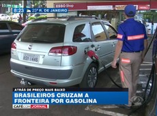 Brasileiros vão ao Paraguai para comprar combustível
