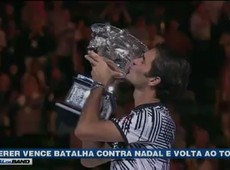 Federer vence Nadal e volta ao top 10