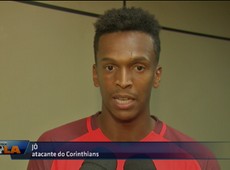 Atacante Jô fala sobre atual fase e promete melhora
