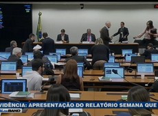 Comissão debate regra de transição para aposentadorias